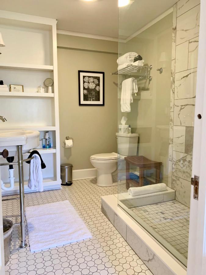 Pinecrest Bed & Breakfast Asheville Extérieur photo