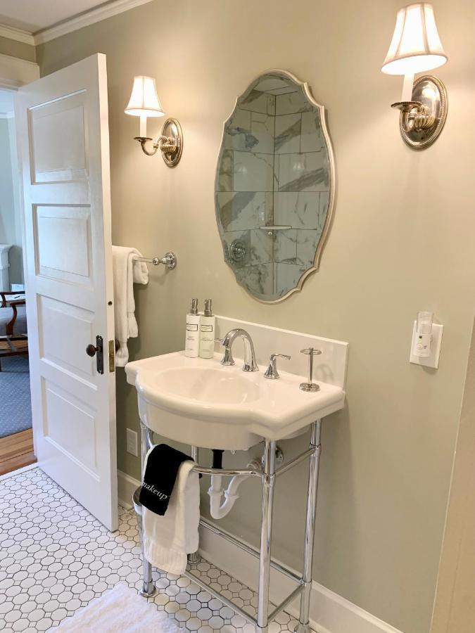 Pinecrest Bed & Breakfast Asheville Extérieur photo