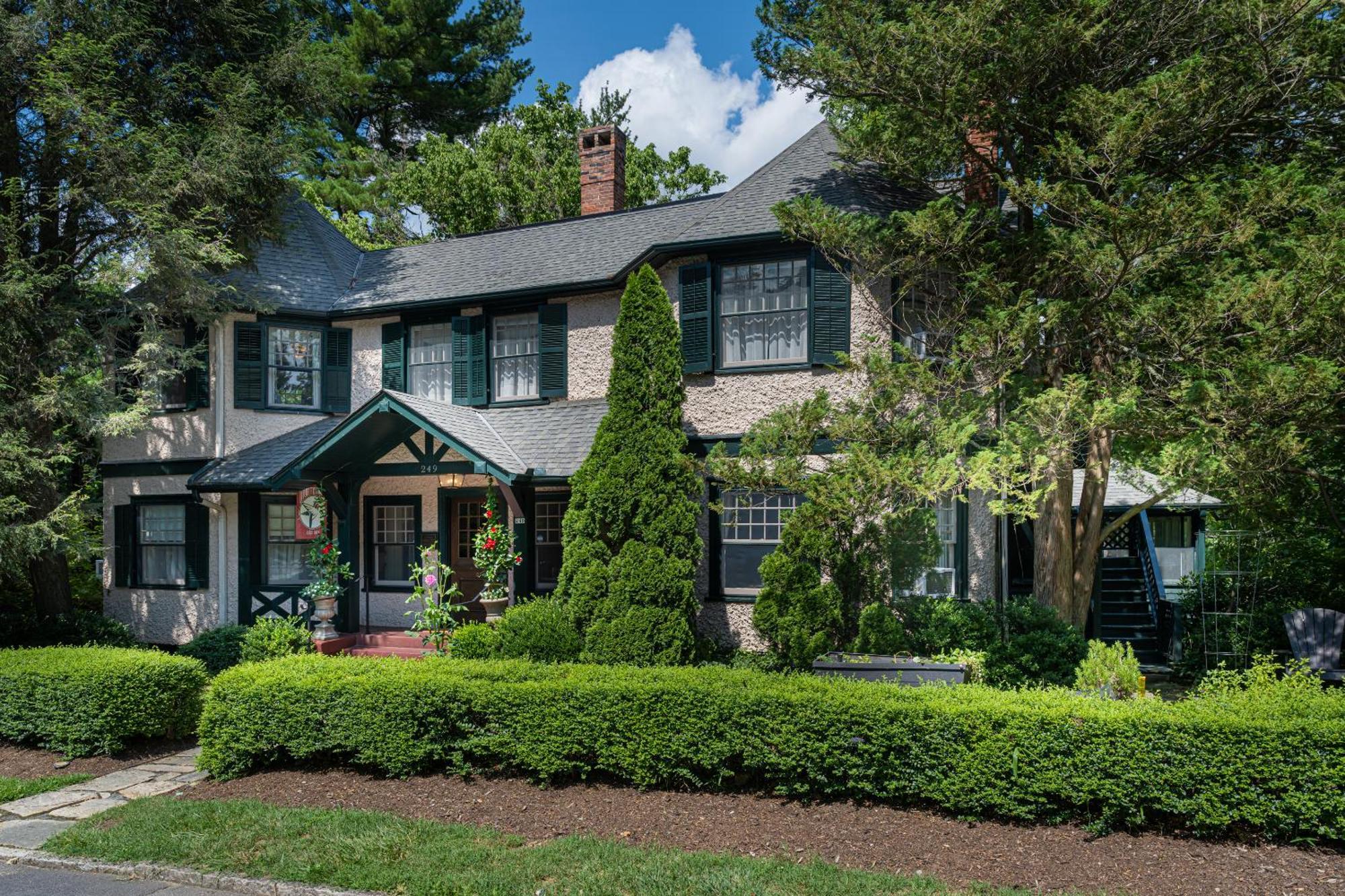 Pinecrest Bed & Breakfast Asheville Extérieur photo