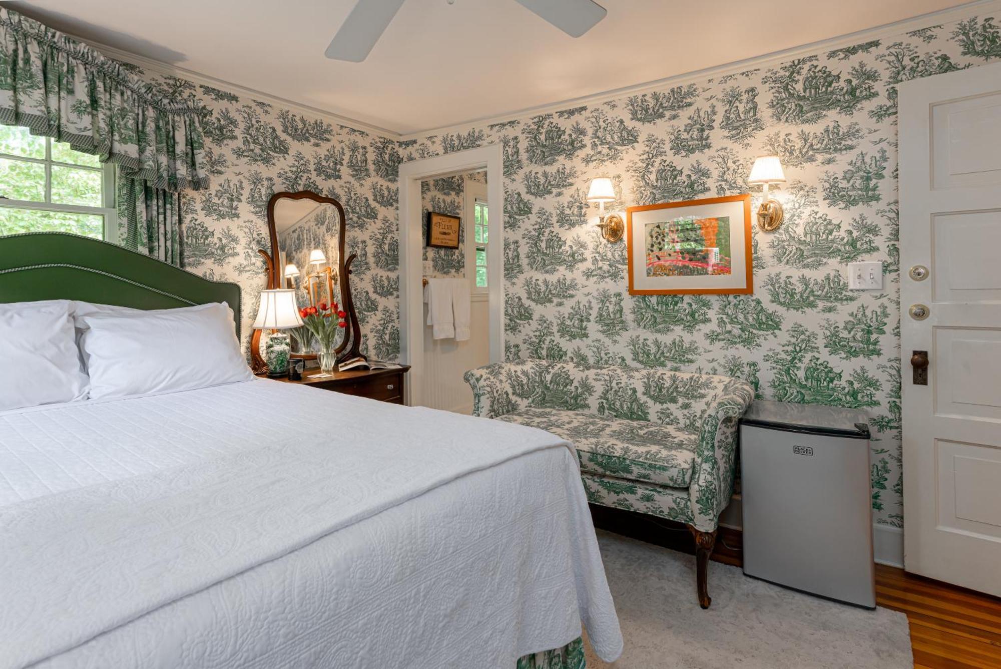 Pinecrest Bed & Breakfast Asheville Extérieur photo