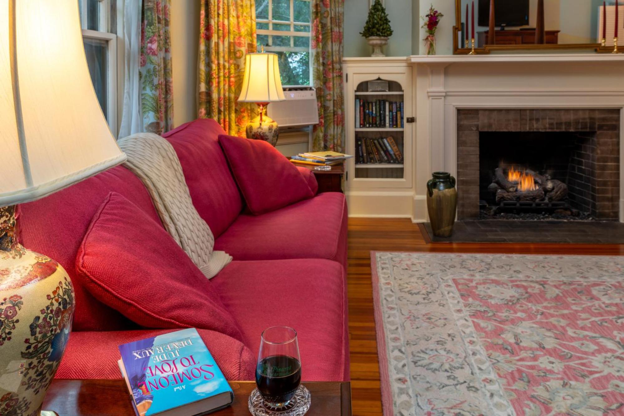 Pinecrest Bed & Breakfast Asheville Extérieur photo