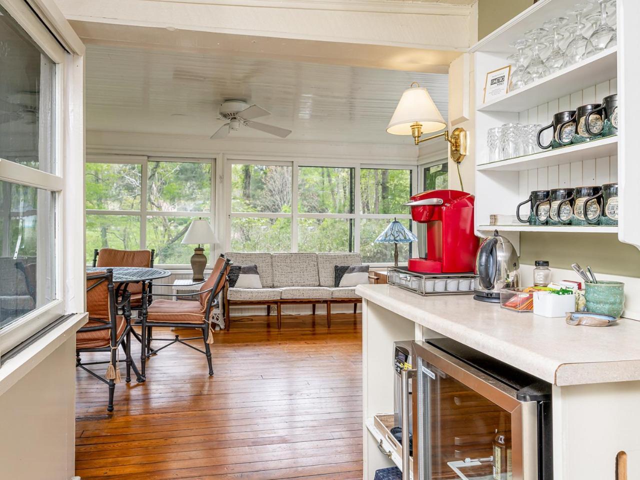 Pinecrest Bed & Breakfast Asheville Extérieur photo